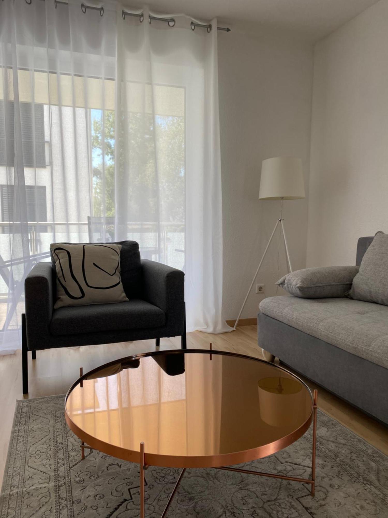 Gemuetliches City Apartment Friedrichshafen Luaran gambar